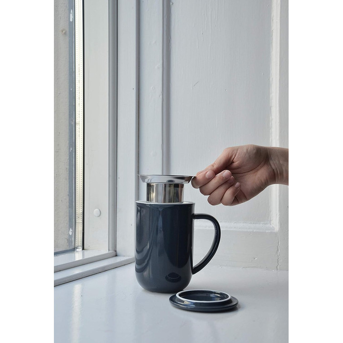 Чашка для чая с ситечком и крышкой 0,5 л Minima Balance VIVA Scandinavia