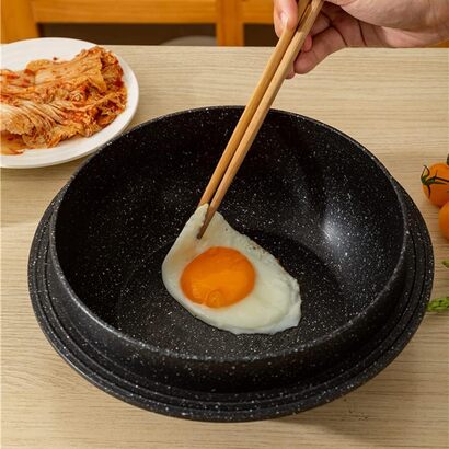 Корейская каменная миска для горячего супа на 2,3 л, черная Bobikuke