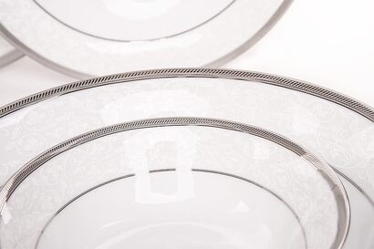 Набор столовой посуды на 6 человек 25 предметов Geos Platinum Konsimo