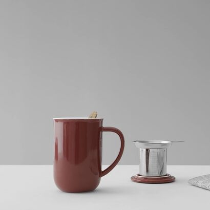 Чашка для чая с ситечком и крышкой 0,5 л Minima VIVA Scandinavia