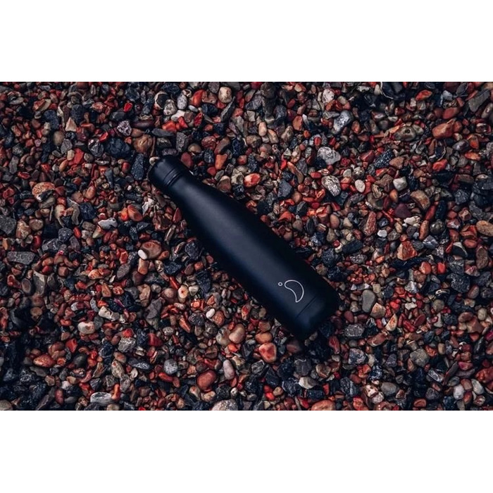 Вакуумная бутылка для воды 0,75 л, черная Monochrome All Black CHILLY'S